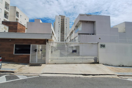 Casa à venda com 2 quartos, sendo 1 suíte, no condomínio Firenze, Sorocaba - SP