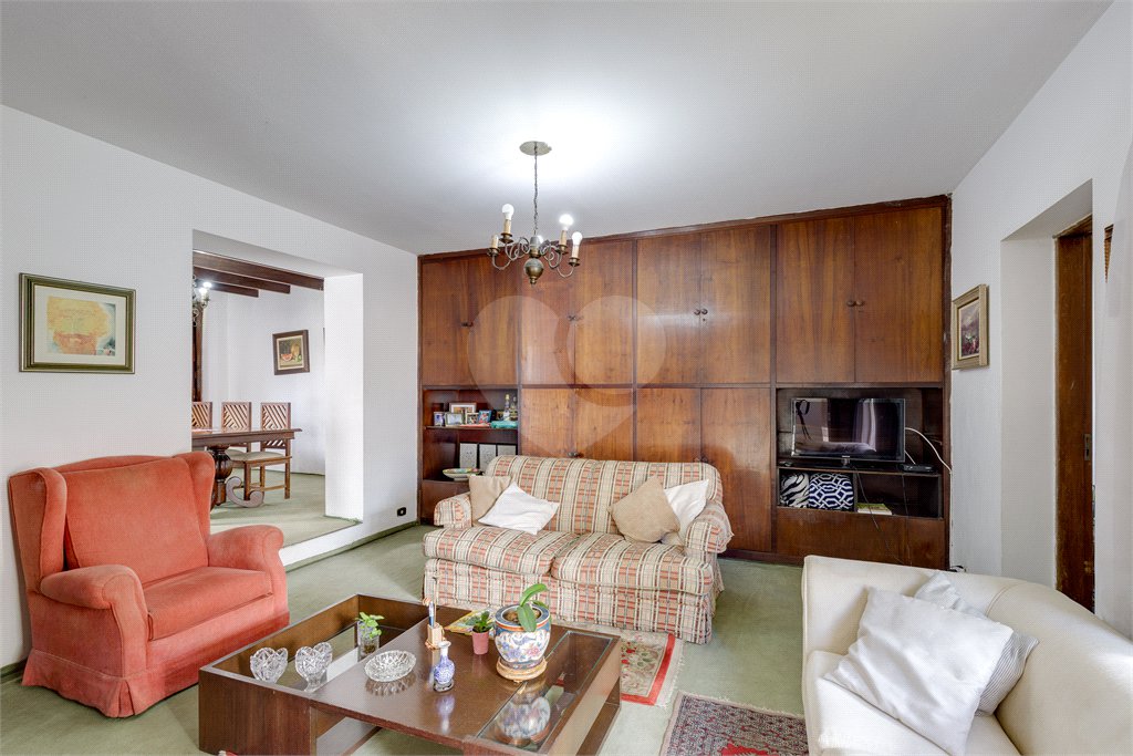 Casa Térrea à venda com 3 quartos, sendo 1 suíte,  em Brooklin Velho, São Paulo, SP