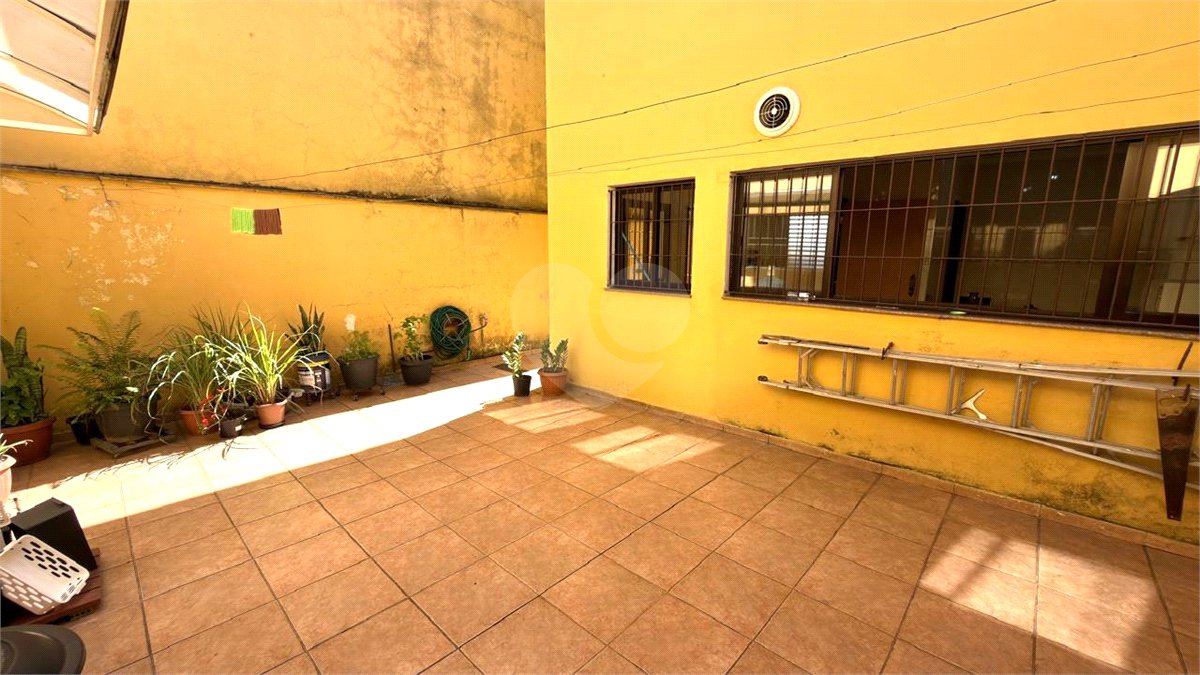 Sobrado à venda com 3 quartos, sendo 1 suíte, em Vila Darli, São Paulo, SP