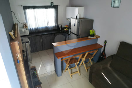 Sobrado à venda com 2 quartos em Vila Colorado, Suzano, SP