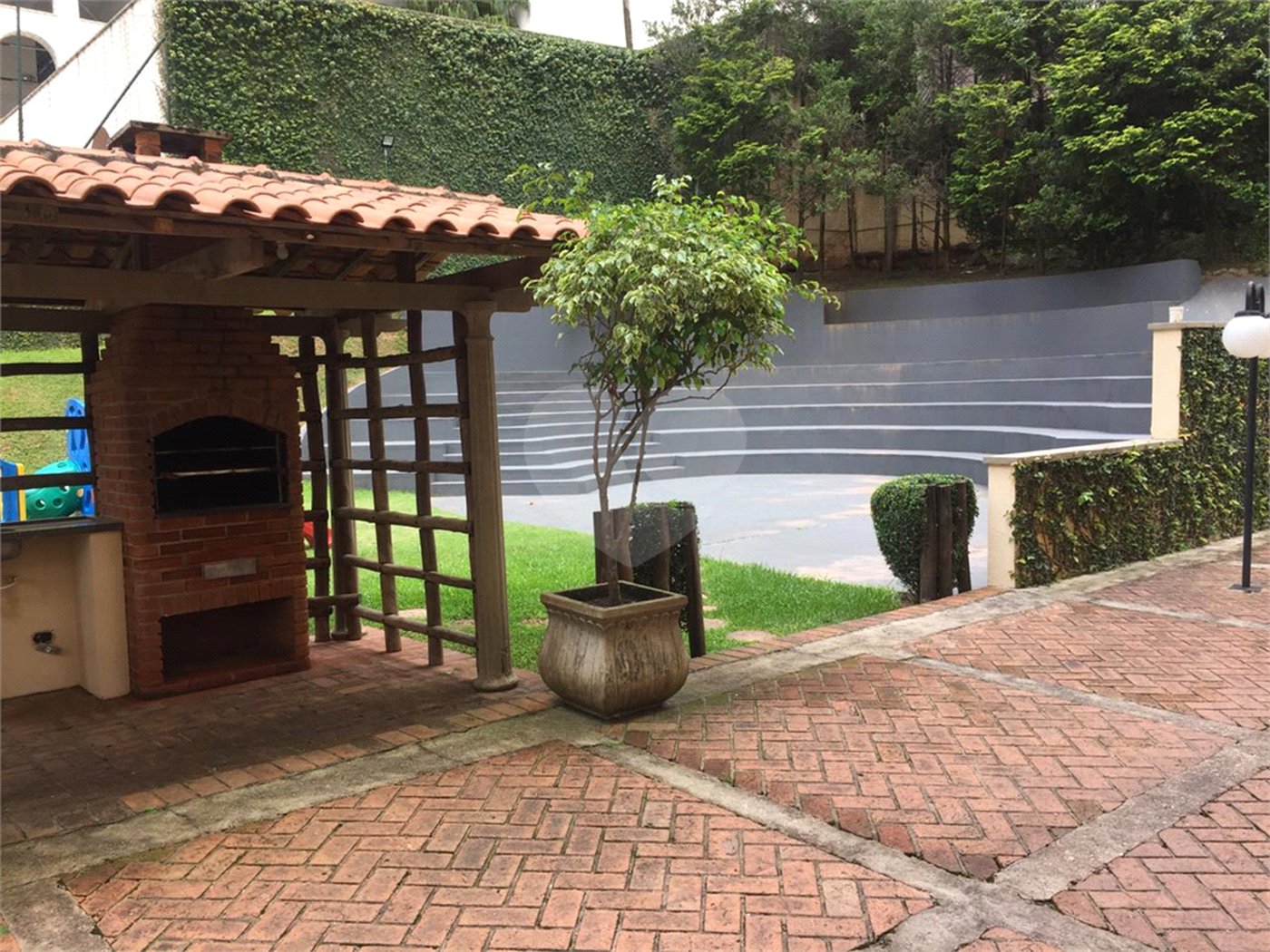 Apartamento à venda com 3 suítes em Vila Suzana, São Paulo, SP