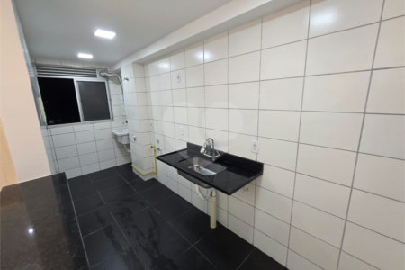 Apartamento à venda com 2 quartos em Santa Cruz, Rio de Janeiro, RJ