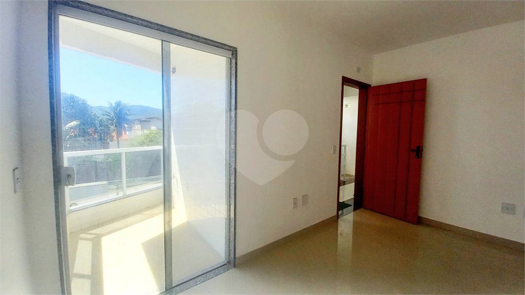 Apartamento à venda com 2 quartos, sendo 1 suíte, em Fluminense, São Pedro da Aldeia, RJ