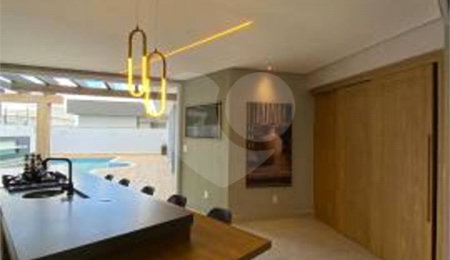 Casa à venda com 4 suítes no condomínio Jardim dos Lagos, Indaiatuba - SP