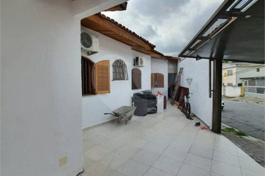 Casa Térrea à venda com 4 quartos, sendo 2 suítes, em Tremembé, São Paulo, SP