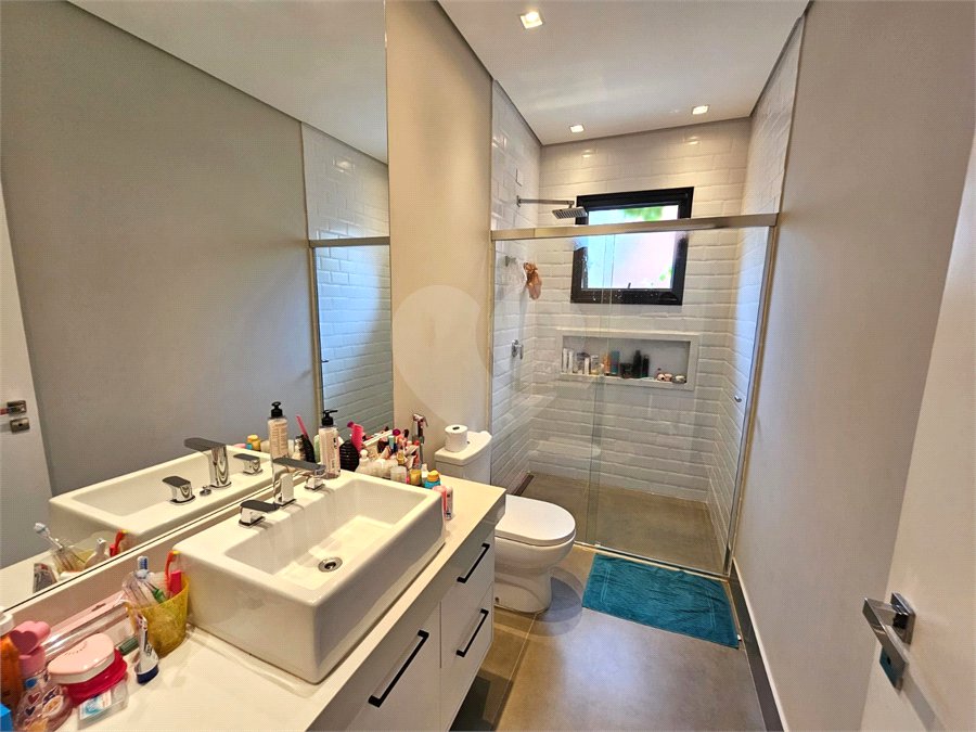 Casa à venda com 4 suítes no condomínio Residencial Itahyê, Santana de Parnaíba - SP