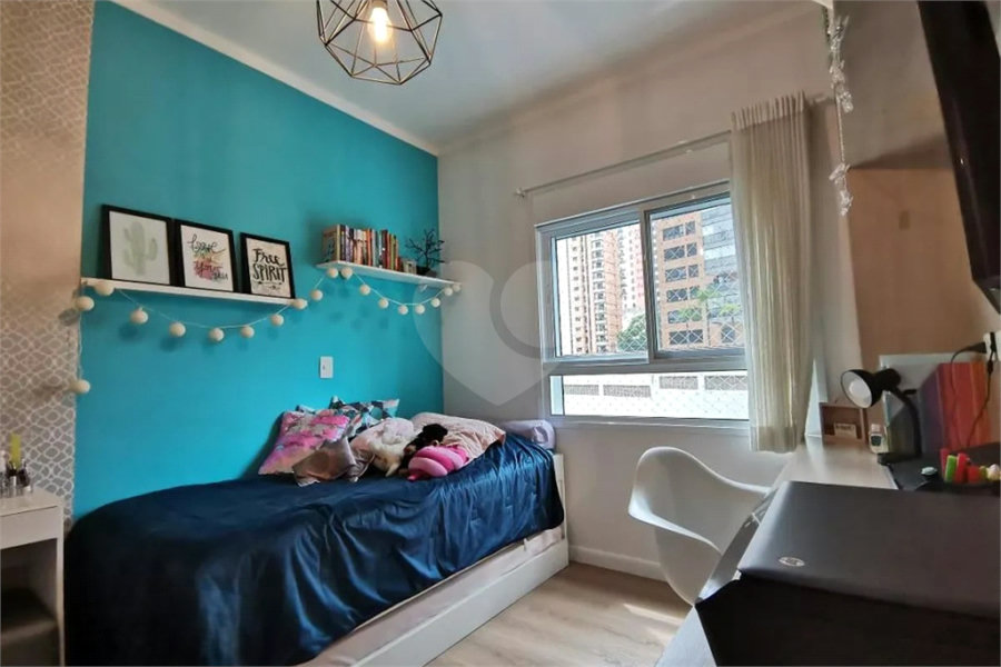 Apartamento à venda com 3 quartos, sendo 1 suíte, em Morumbi, São Paulo, SP