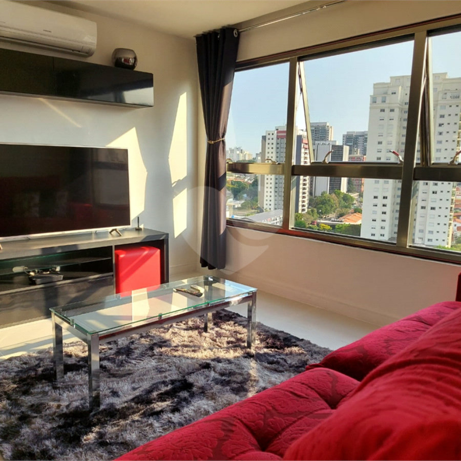 Apartamento à venda com 2 quartos, sendo 1 suíte, em Jardim das Acácias, São Paulo, SP