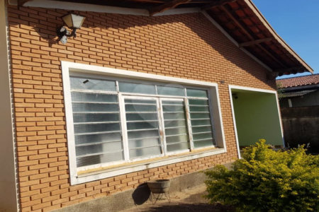 Casa à venda com 2 quartos no Centro, Vinhedo, SP