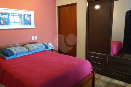 Casa à venda com 7 quartos, sendo 1 suíte, em Lapa, São Paulo, SP