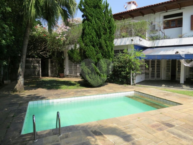 Casa de Vila à venda com 4 suítes em Morumbi, São Paulo, SP