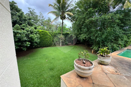 Casa à venda com 5 suítes no condomínio Residencial Bougainville, Campinas - SP