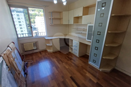 Apartamento à venda com 4 quartos, sendo 1 suíte, em Tijuca, Rio de Janeiro, RJ