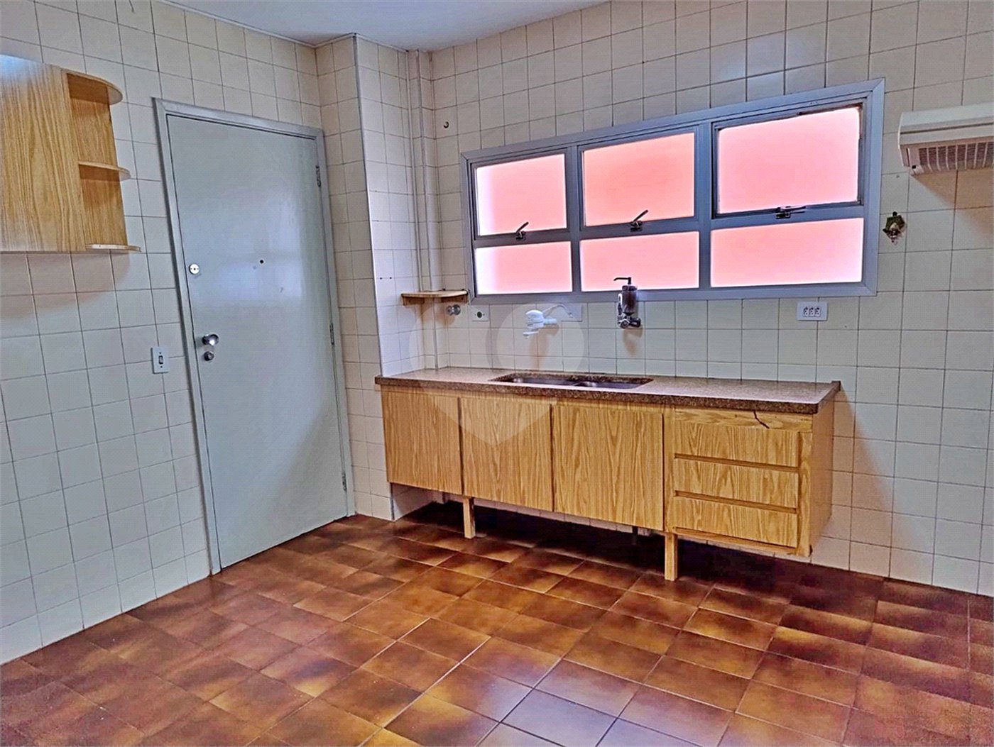 Apartamento à venda com 3 quartos, sendo 1 suíte, em Vila Olímpia, São Paulo, SP