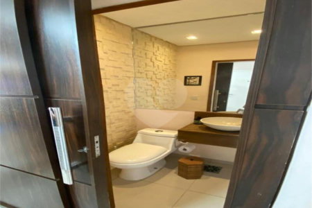 Casa à venda com 3 quartos, sendo 1 suíte, no condomínio Residencial Green Village, Indaiatuba - SP