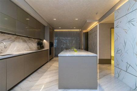 Apartamento à venda com 4 suítes em Jardim Guedala, São Paulo, SP