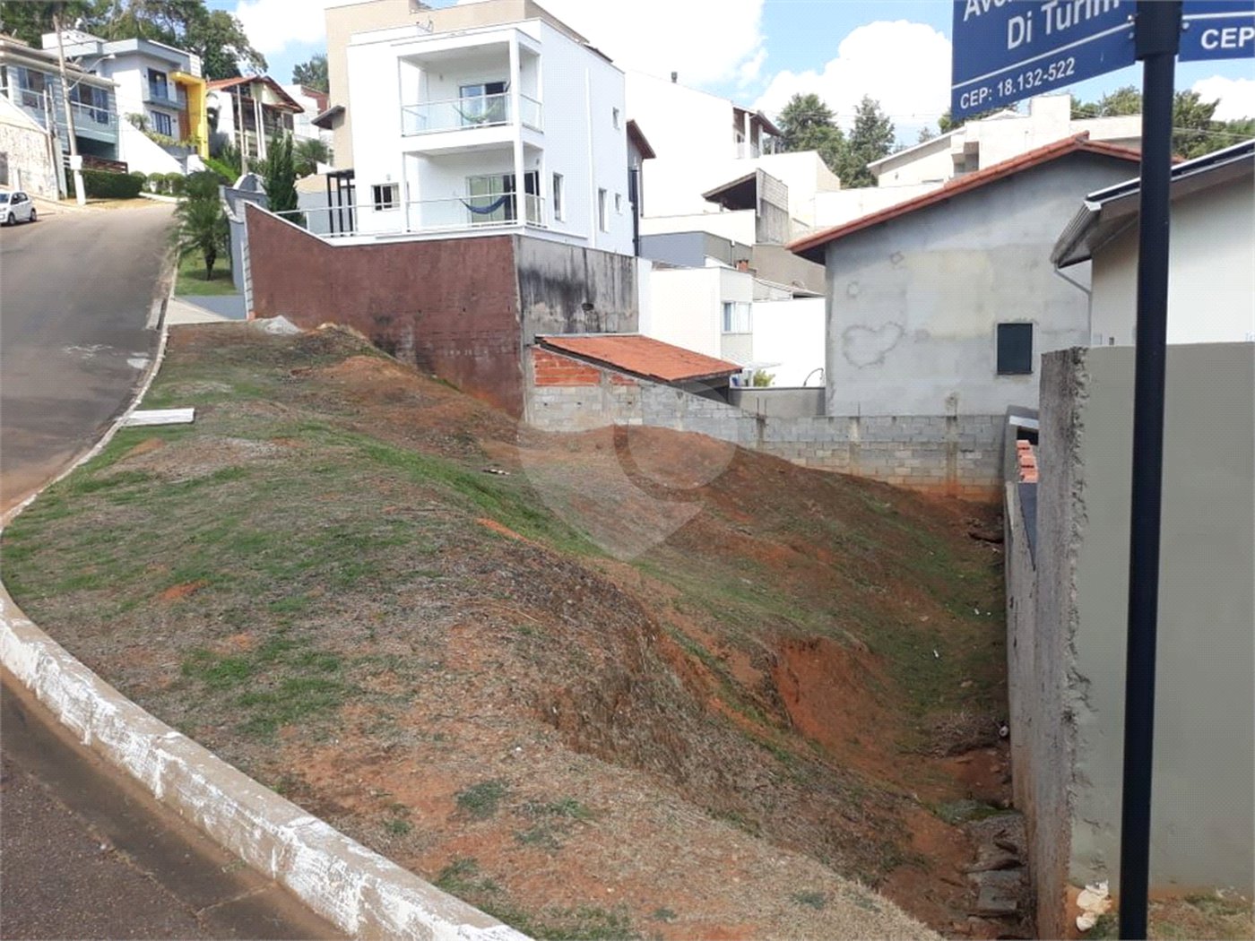 Terreno à venda em Loteamento Villa DI Roma, São Roque, SP