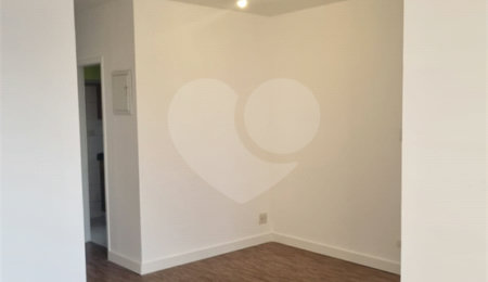 Loja à venda com 3 quartos, sendo 1 suíte, em Vila Mariana, São Paulo, SP