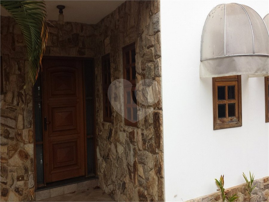 Casa à venda ou para alugar com 4 suítes no condomínio Residencial Vale das Laranjeiras, Indaiatuba - SP