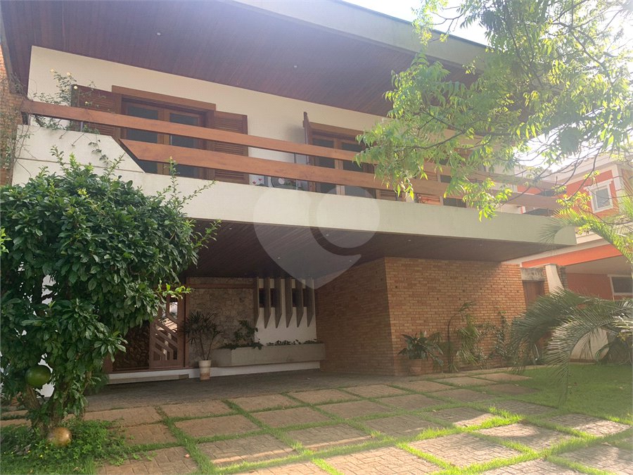 Casa à venda com 3 quartos, sendo 2 suítes,  no condomínio Village Davignon, Sorocaba - SP
