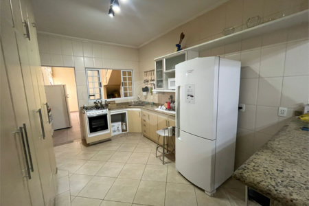 Casa Térrea à venda com 5 quartos, sendo 2 suítes, em Tucuruvi, São Paulo, SP