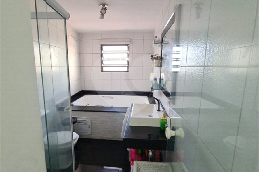 Sobrado à venda com 5 quartos, sendo 2 suítes, em Vila Guilherme, São Paulo, SP