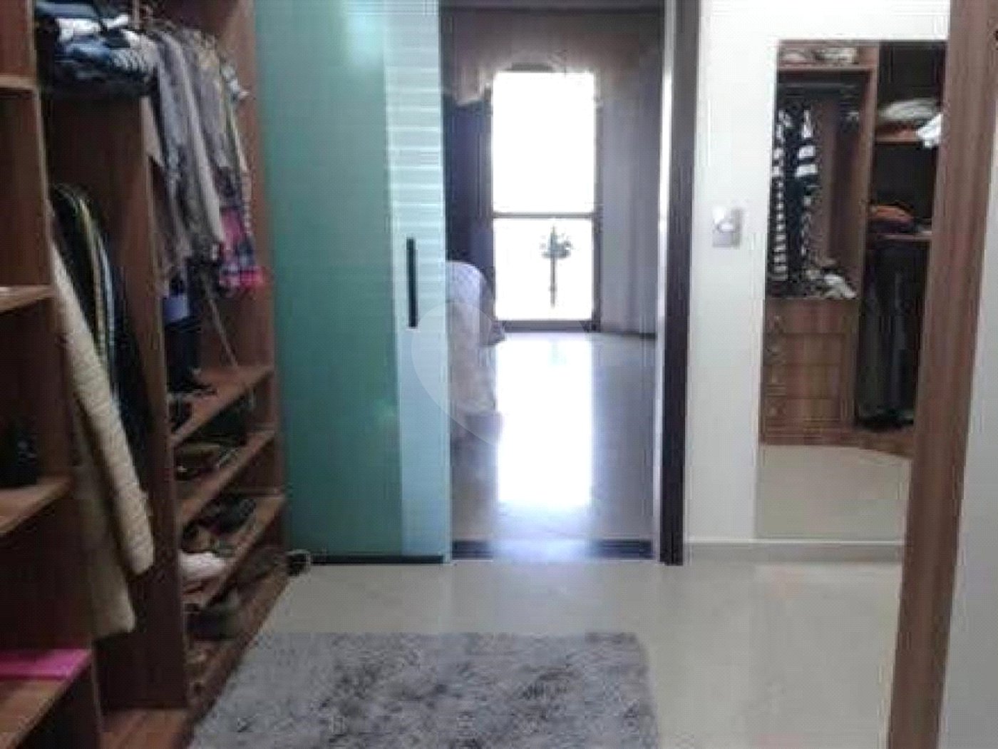 Casa à venda com 4 quartos, sendo 1 suíte, em Wanel Ville, Sorocaba, SP