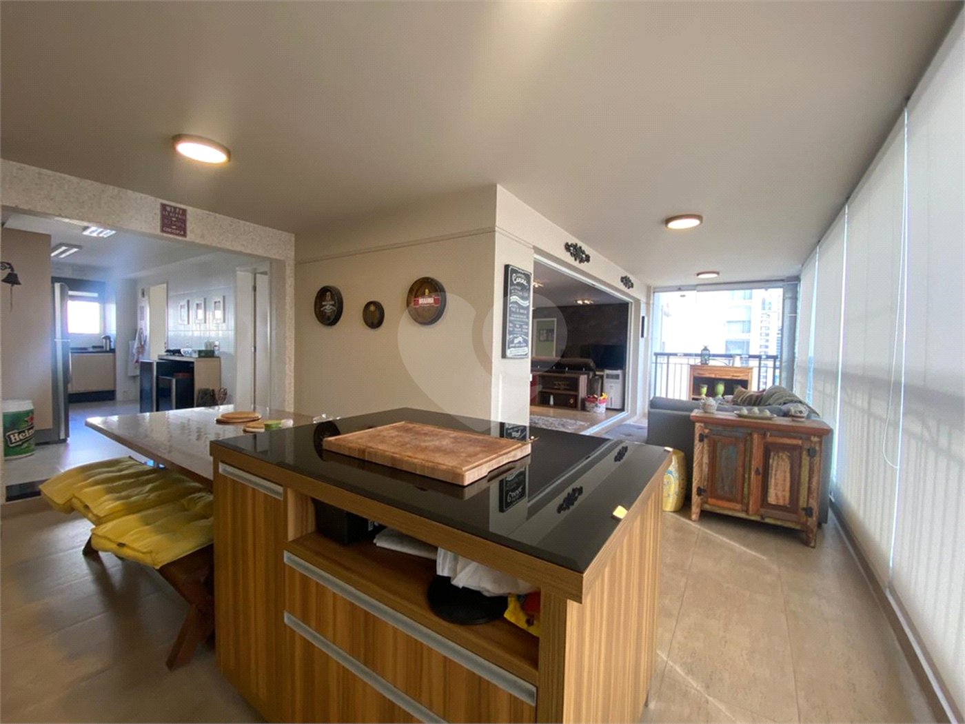 Apartamento à venda com 3 suítes em Vila Gomes Cardim, São Paulo, SP