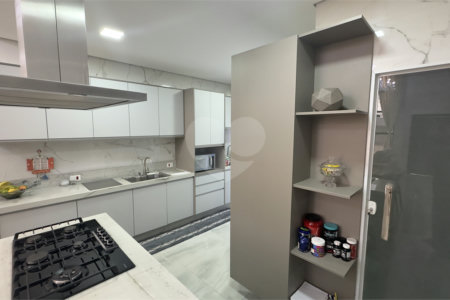 Casa à venda com 3 quartos, sendo 1 suíte, no condomínio Jardim Residencial Dona Maria José, Indaiatuba - SP