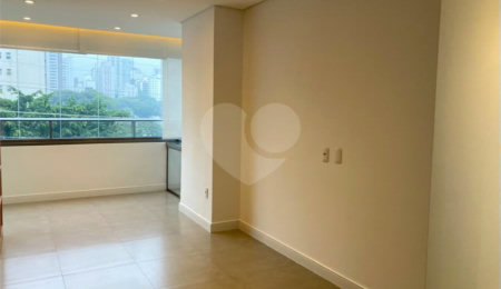 Apartamento para alugar com 2 quartos, sendo 1 suíte,  em Campo Belo, São Paulo, SP