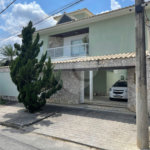 Casa à venda com 5 quartos, sendo 1 suíte, no condomínio Residencial Green Ville, Rio de Janeiro - RJ