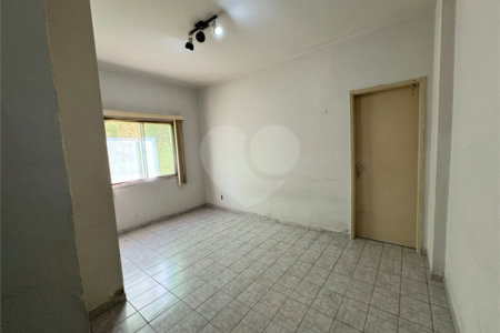 Apartamento à venda com 2 quartos em Aclimação, São Paulo, SP