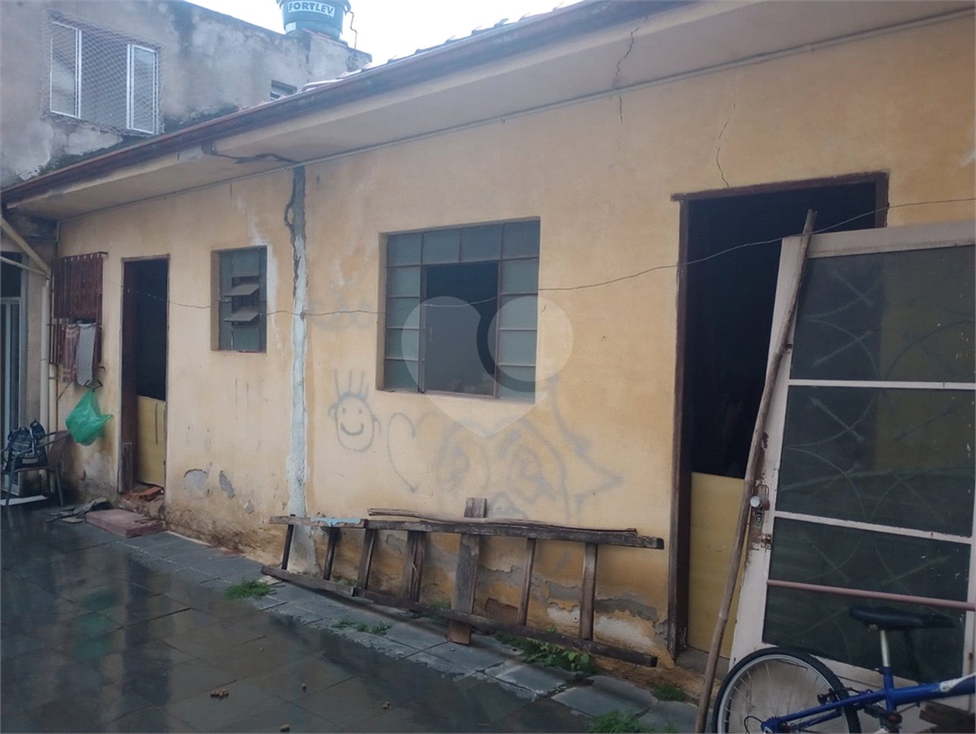 Casa à venda com 2 quartos em Parada Inglesa, São Paulo, SP