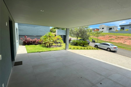 Casa à venda com 4 suítes no condomínio Villas do Golf, Itu - SP