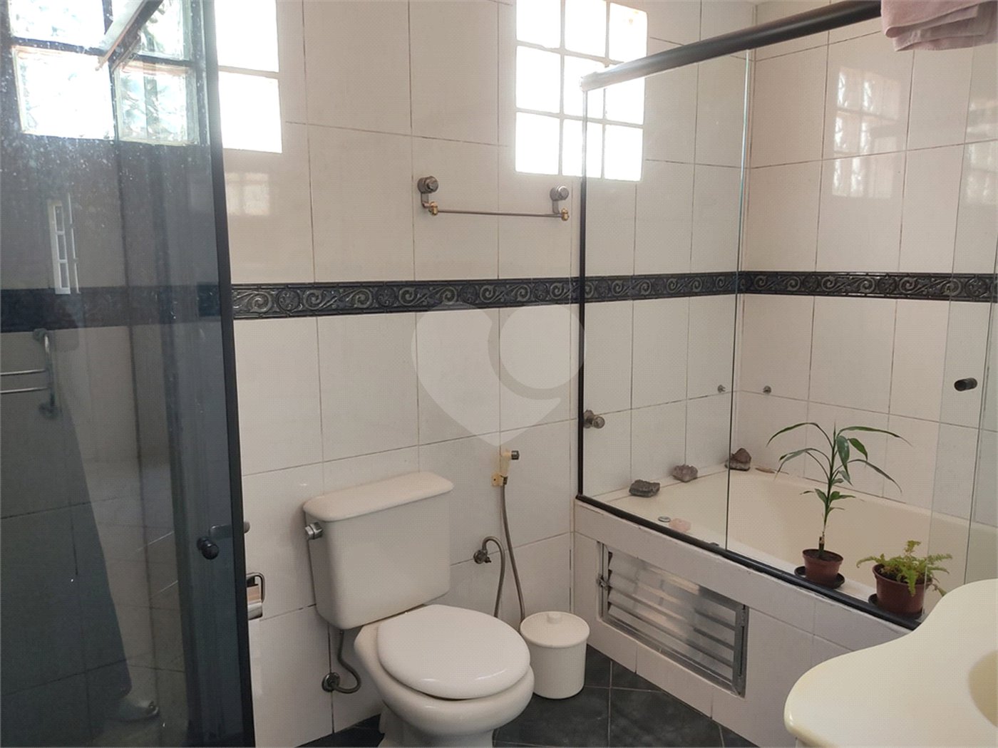 Sobrado à venda com 3 quartos, sendo 1 suíte, em Santo Amaro, São Paulo, SP