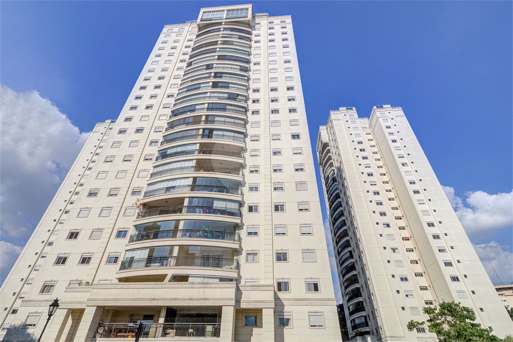 Cobertura à venda com 4 quartos, sendo 1 suíte, em Jardim Marajoara, São Paulo, SP