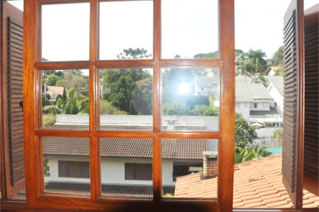 Sobrado à venda com 4 quartos, sendo 2 suítes,  em Alto da Boa Vista, São Paulo, SP