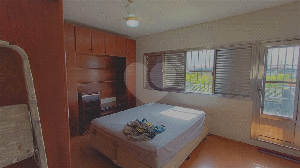 Sobrado à venda com 3 quartos em Bonfim, Osasco, SP