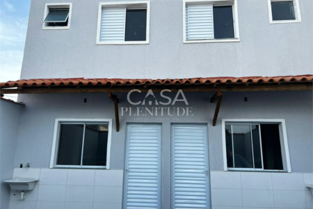 Sobrado à venda com 2 suítes em Jardim Santa Marta, Sorocaba, SP