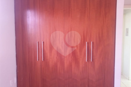 Apartamento à venda com 2 quartos, sendo 1 suíte,  em Estância Itaguaí, Caldas Novas, GO