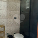Casa à venda com 8 quartos, sendo 3 suítes,  no condomínio Terras de Santa Rosa, Salto - SP