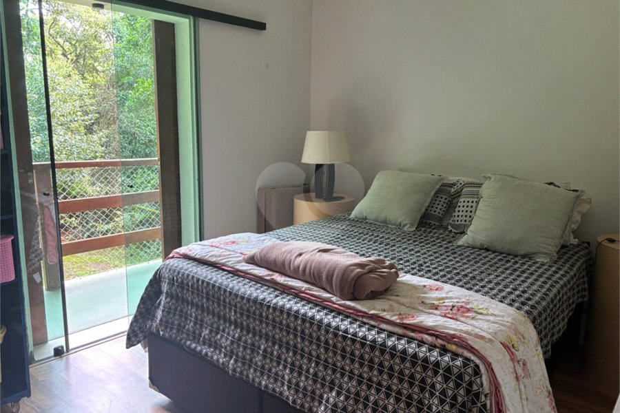 Sobrado à venda com 3 quartos, sendo 1 suíte, em Samambaia, Mairiporã, SP