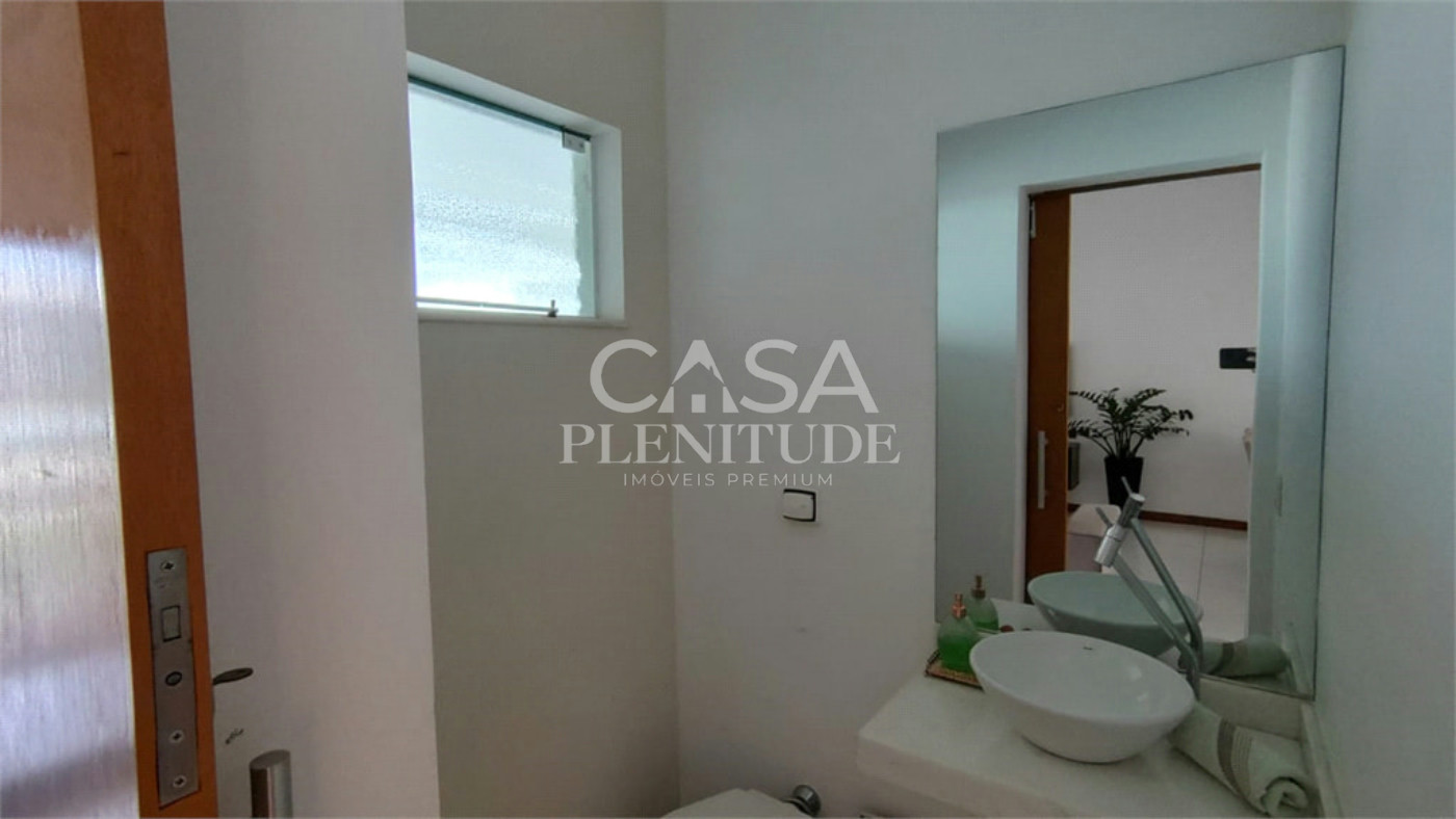 Casa em condomínio à venda com 3 quartos, sendo 1 suíte, em Iporanga, Sorocaba, SP