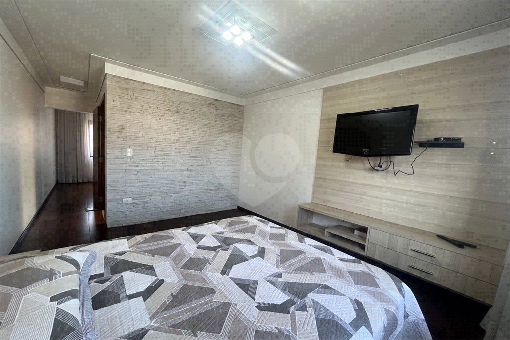 Casa à venda com 4 quartos, sendo 3 suítes, em Vila Guilherme, São Paulo, SP