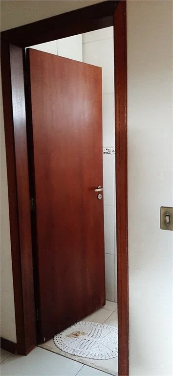 Sobrado à venda com 8 quartos em Jardim São Luís, São Paulo, SP