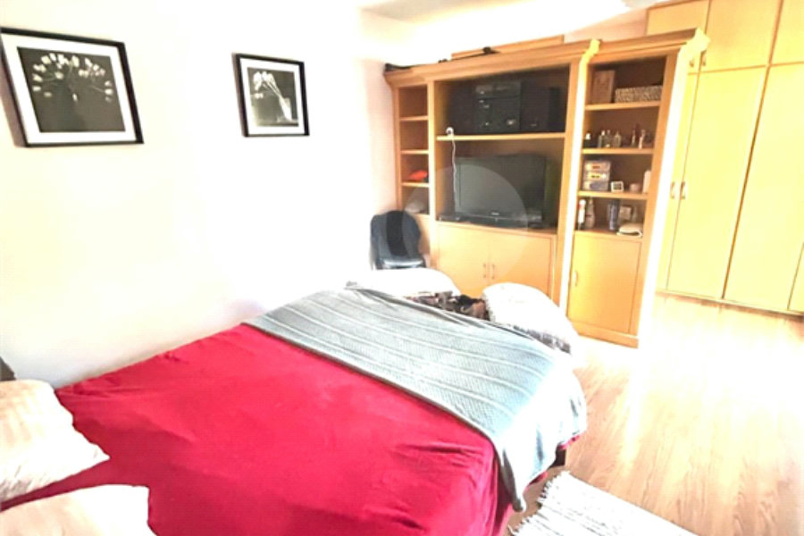 Casa à venda com 3 suítes em Vila São Francisco, São Paulo, SP