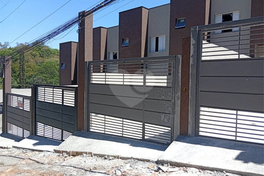 Sobrado à venda com 2 quartos, sendo 1 suíte,  em Vila Clarice, São Paulo, SP