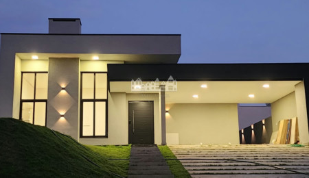 Casa à venda com 3 suítes em Vila Dom Pedro, Atibaia, SP