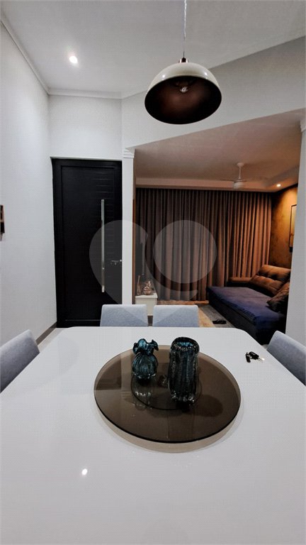 LINDA CASA NO CONDOMÍNIO PARQUE ATLANTA- Araraquara/SP