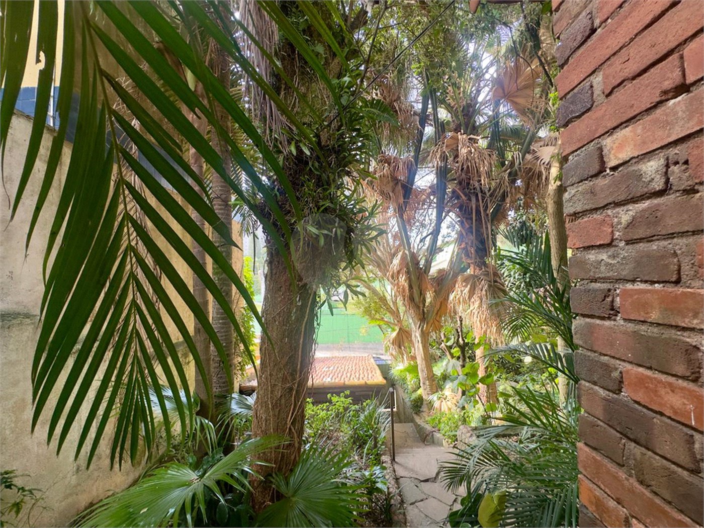 Casa à venda com 3 quartos em Horto, São Paulo, SP